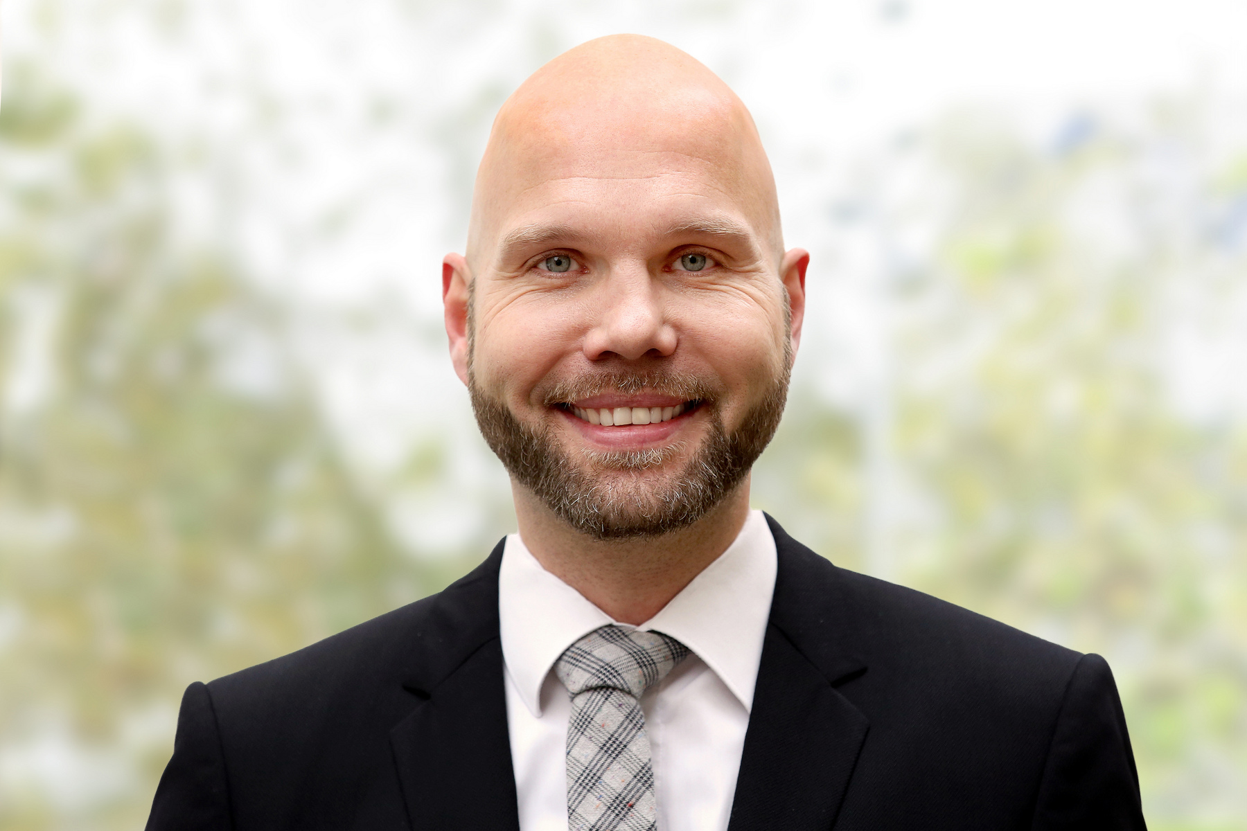 POrtrait von Prof. Dr. Jörg von Garrel