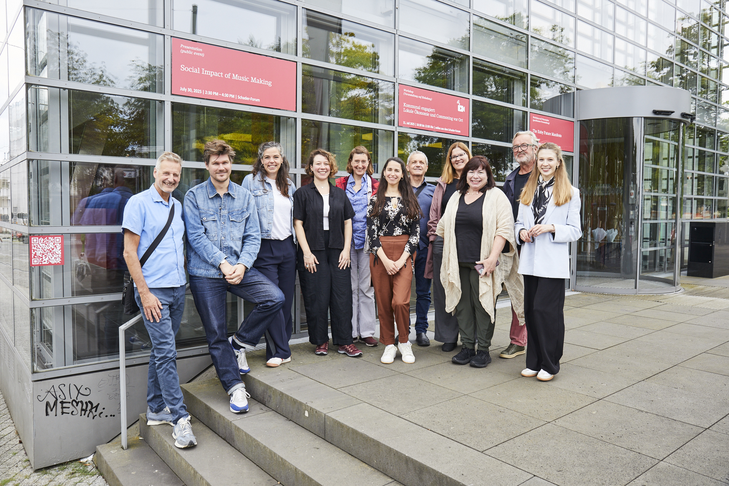Expert*innengruppe vor der Schaderstiftung